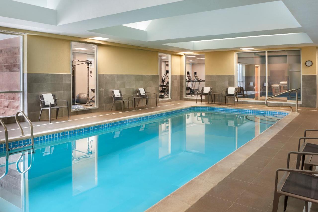 Courtyard By Marriott Toronto Mississauga/meadowvale Hotel 3*