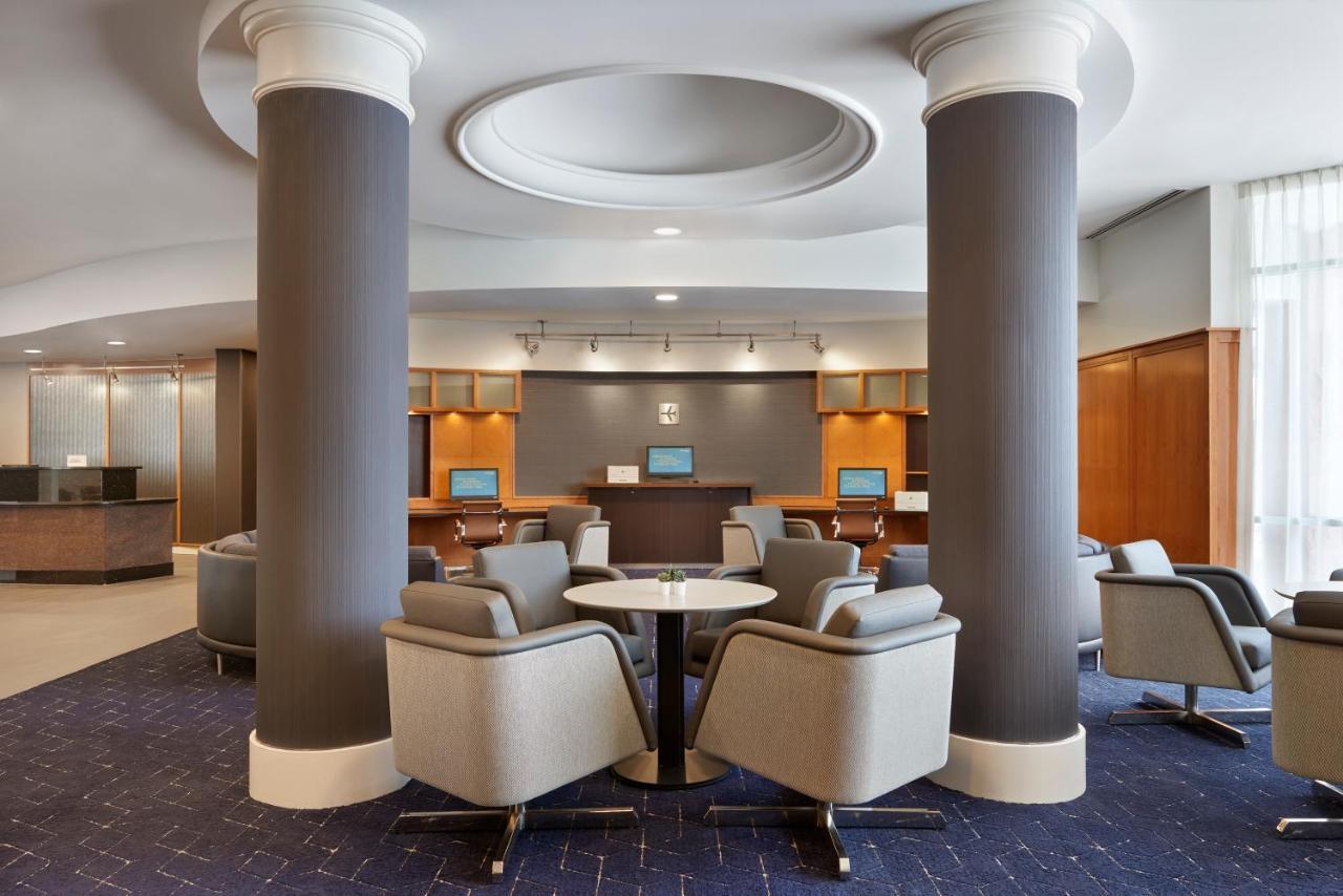 Courtyard By Marriott Toronto Mississauga/meadowvale 3*